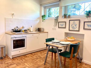 The Pink House - Guest house in Estoril