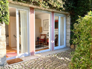 The Pink House - Guest house in Estoril